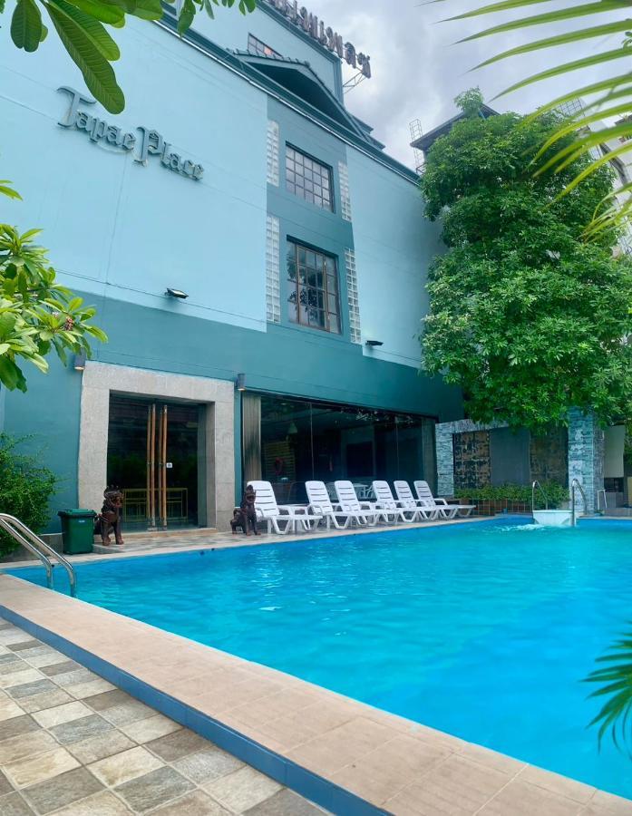 Thapaeplacehotel Chiang Mai Zewnętrze zdjęcie