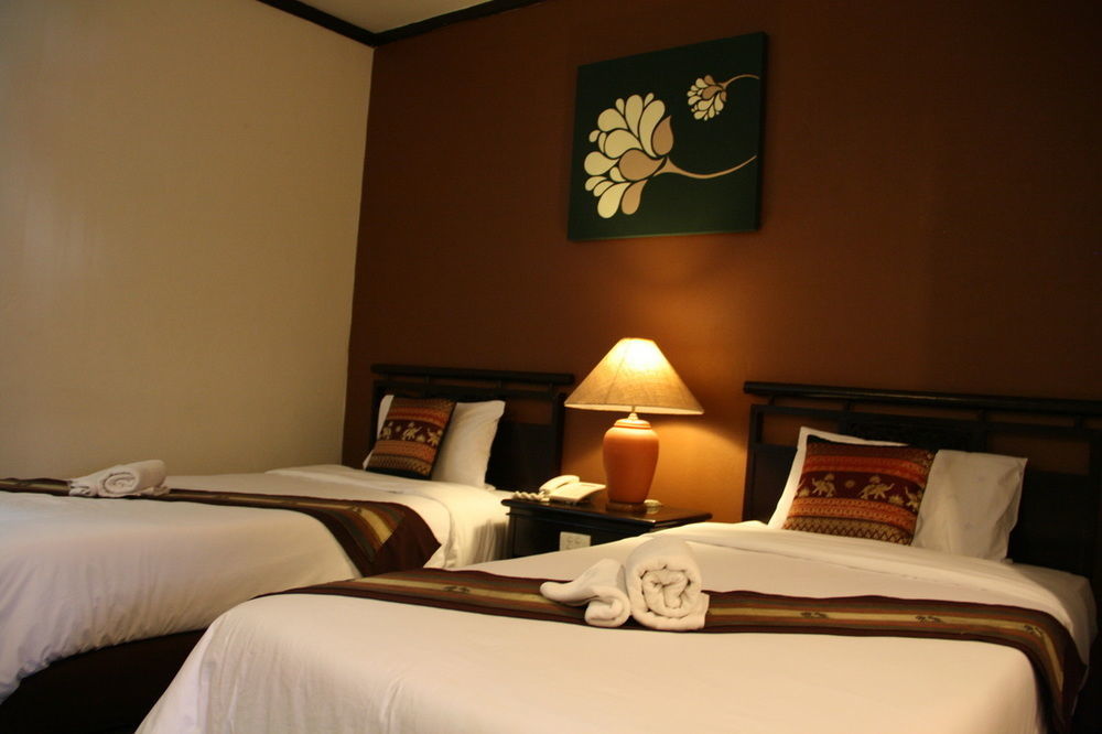 Thapaeplacehotel Chiang Mai Zewnętrze zdjęcie