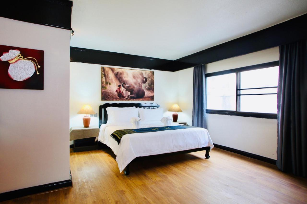 Thapaeplacehotel Chiang Mai Zewnętrze zdjęcie