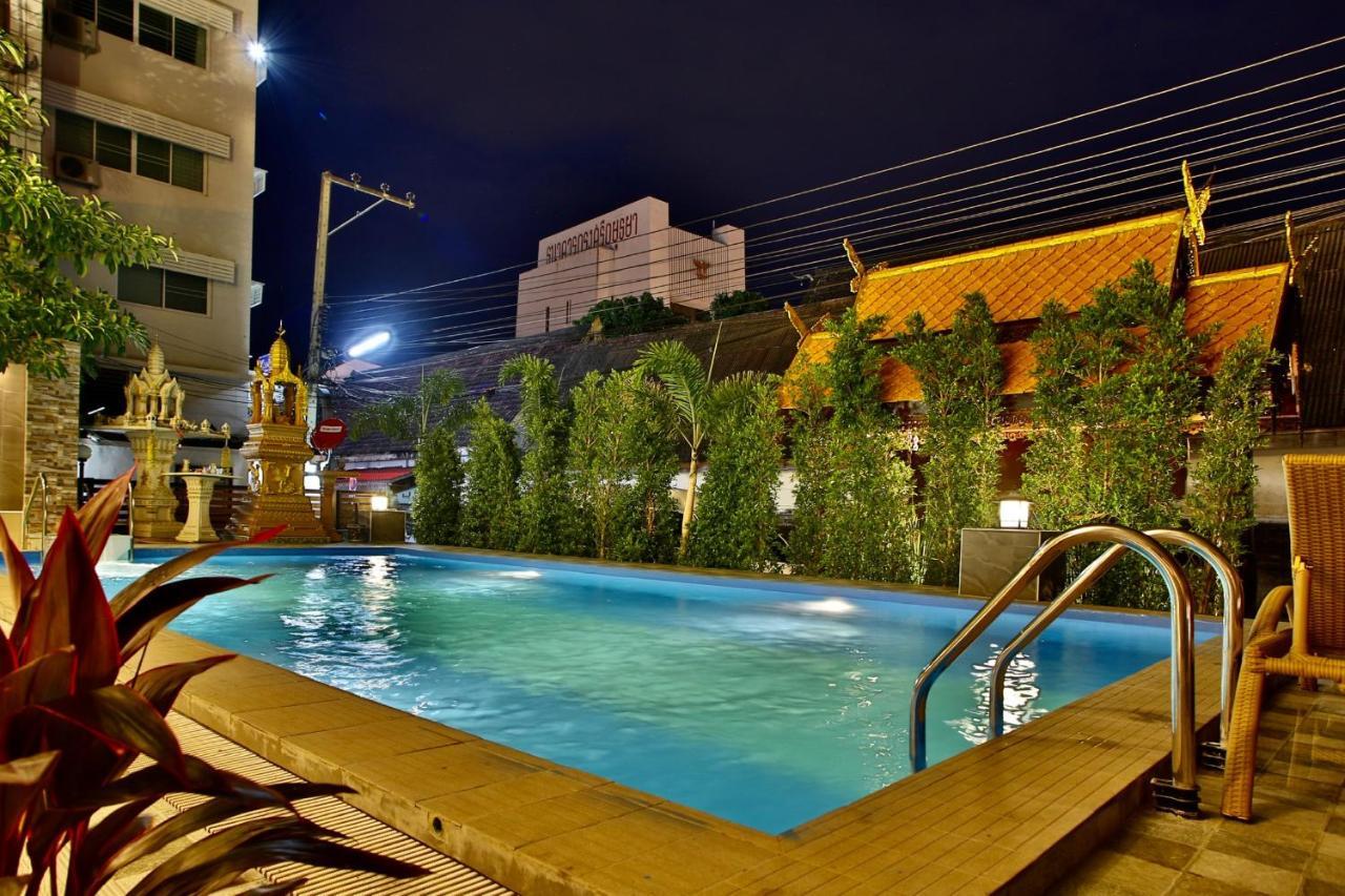 Thapaeplacehotel Chiang Mai Zewnętrze zdjęcie