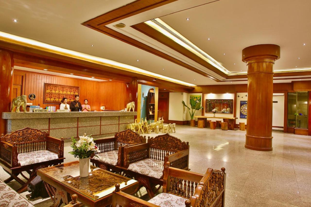 Thapaeplacehotel Chiang Mai Zewnętrze zdjęcie