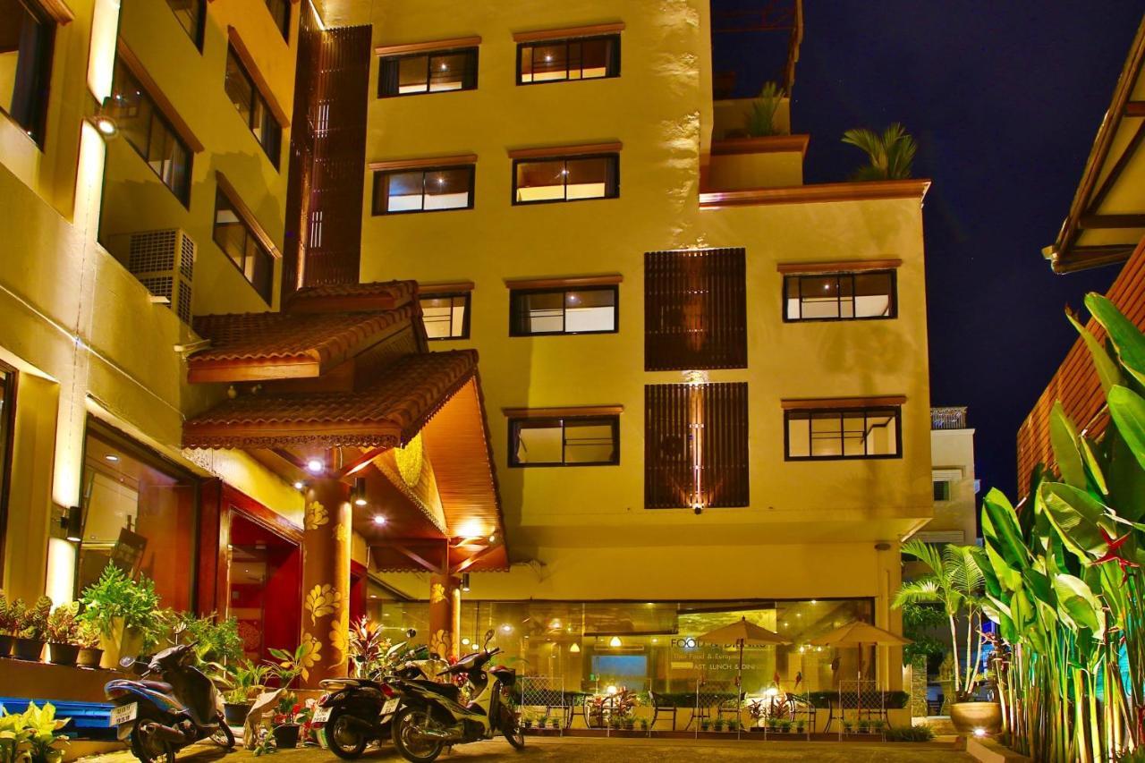 Thapaeplacehotel Chiang Mai Zewnętrze zdjęcie