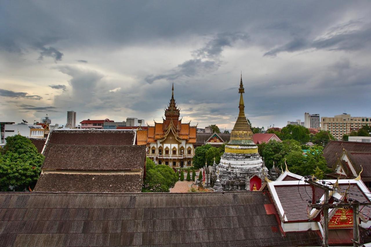 Thapaeplacehotel Chiang Mai Zewnętrze zdjęcie